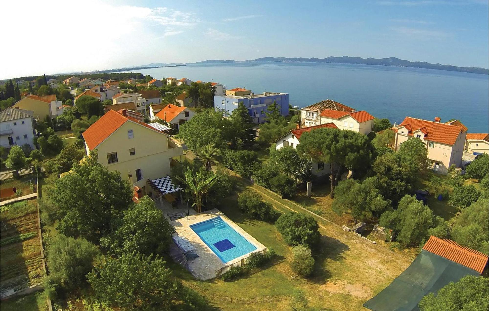 8 Bedroom Gorgeous Home In Kožino Extérieur photo