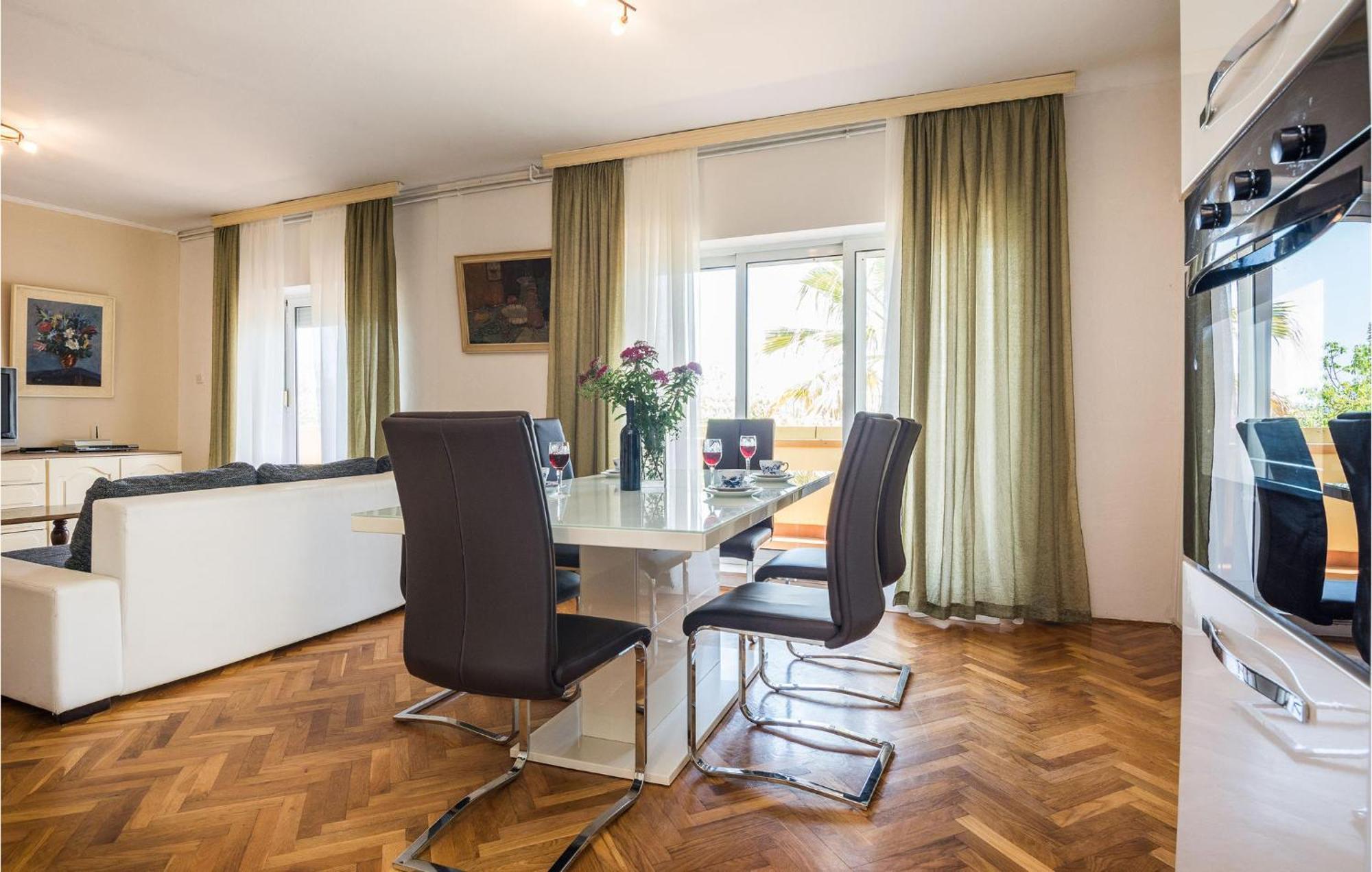 8 Bedroom Gorgeous Home In Kožino Extérieur photo